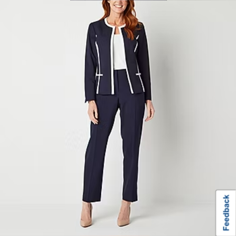 Black Label by Evan-Picone Suit JacketThis women's Black Label by Evan-Picone c